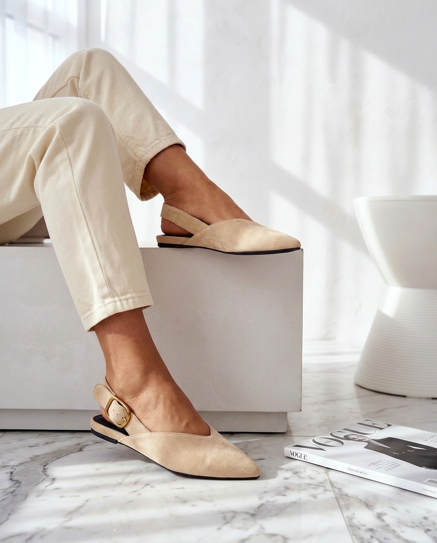 Demi Beige Instapper – Eszter Budapest